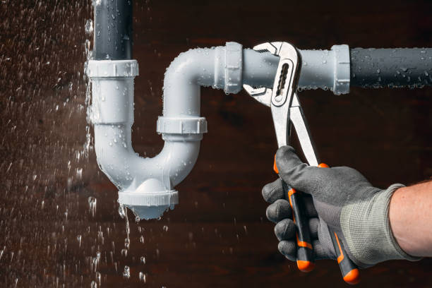 Professional Leak Detection technician working in Raeford, NC